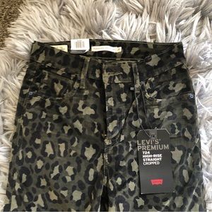 Levi’s 724 High-Rise Straight Cropped Leopard Print Jeans